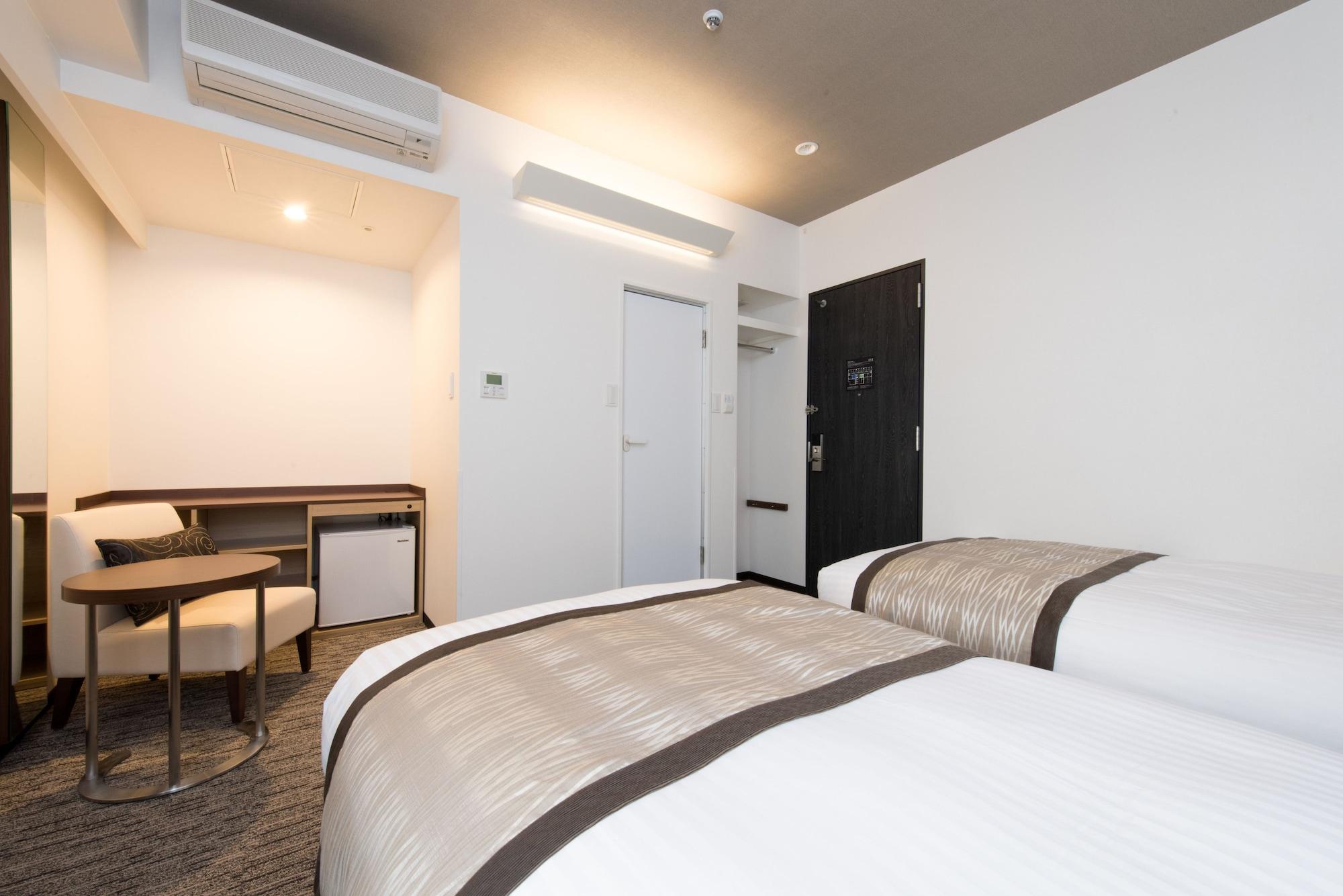 Hotel Mystays Shin Osaka Conference Center Exterior photo