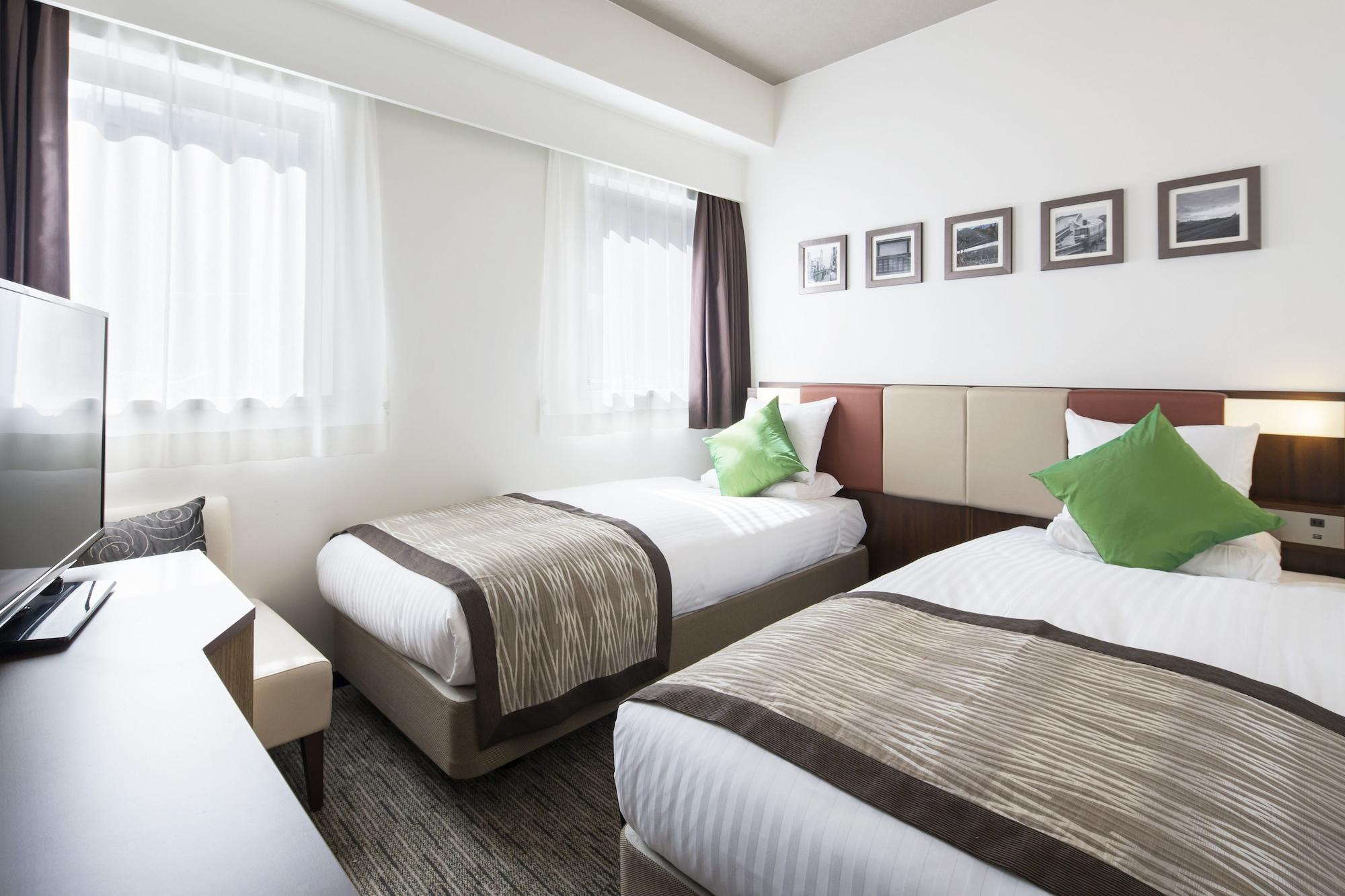 Hotel Mystays Shin Osaka Conference Center Exterior photo